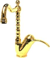 Смеситель для раковины Webert Aurora AU831702010 золото