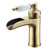 Смеситель для раковины Boheme Vogue 201