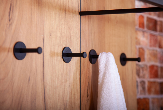 Полка Бриклаер Лофт 60 с крючками и полотенцедержателем