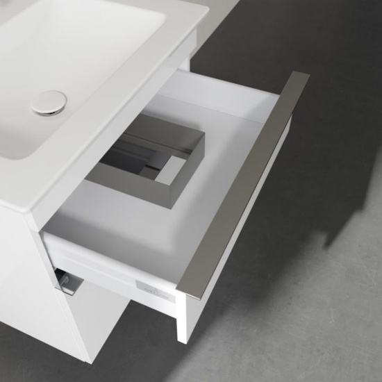 Тумба с раковиной Villeroy & Boch Venticello A92401 60 glossy white, с ручками хром