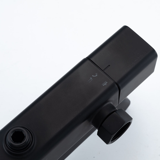 Душевая стойка Gappo G2418-26, черный