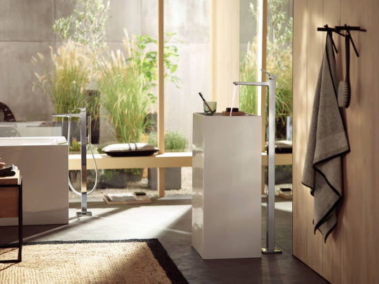 Смеситель для раковины Hansgrohe Metropol 32530000 напольный, хром