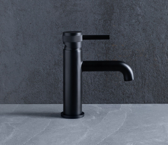 Смеситель для раковины Allen Brau Priority 5.31001-31 черный матовый