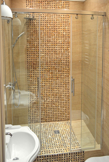 Душевая дверь в нишу GuteWetter Slide Door GK-864 140 см стекло бесцветное, профиль хром