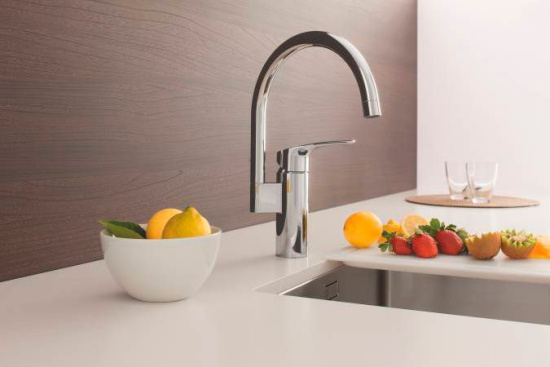 Смеситель для кухни Grohe Eurosmart 33202003
