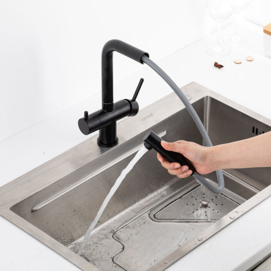 Смеситель для кухни Gappo G4397-76 с выдвижным изливом, черный