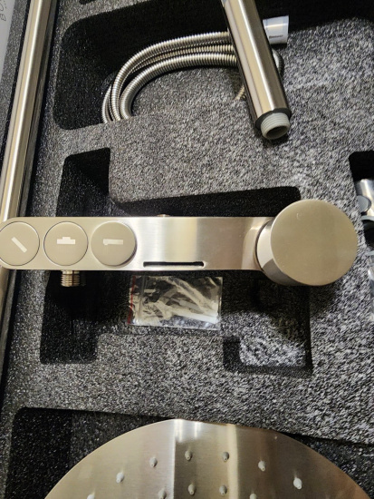 Душевая стойка Boheme Stick Spirale 128-CB.4