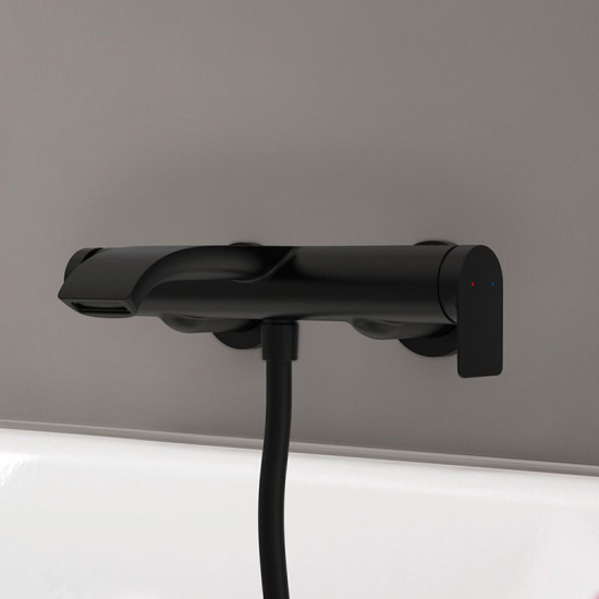 Смеситель для ванны Hansgrohe Vivenis 75420670 матовый черный