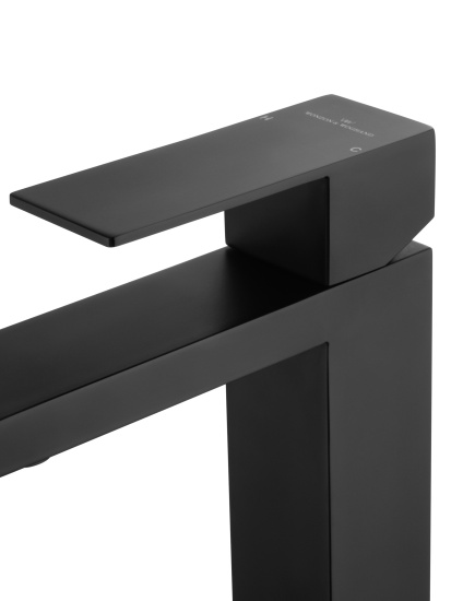 Смеситель для раковины Wonzon & Woghand WW-A40982-MB