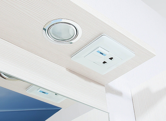 Зеркало Бриклаер Чили 55 светлая лиственница С, с подсветкой