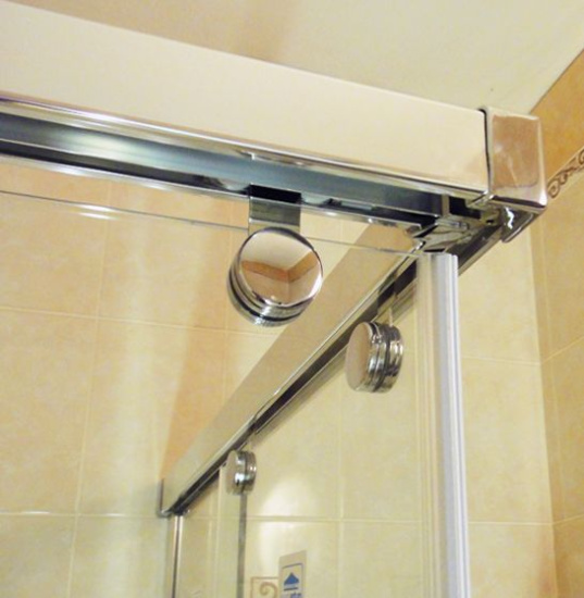 Душевой уголок GuteWetter Slide Rectan GK-864 левая 95x75 см стекло бесцветное, профиль хром