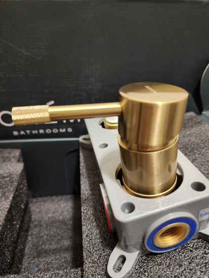 Смеситель для раковины Boheme Uno 465-MG с внутренней частью