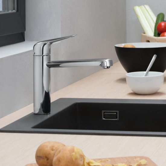 Смеситель для кухни Hansgrohe Focus M42 71806000 хром