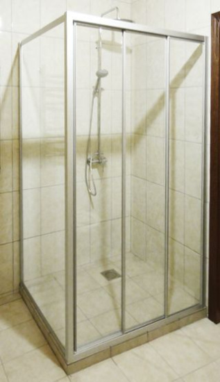 Душевой уголок GuteWetter Practic Square GK-403 правая 95x95 см стекло бесцветное, профиль матовый хром