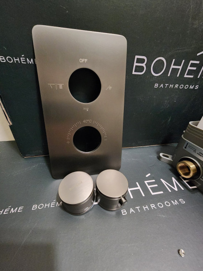 Смеситель для душа Boheme Cell 134-3-GM с термостатом
