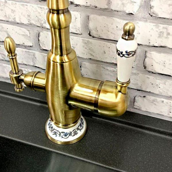 Смеситель для кухни Milacio Castellon Ceramic MC.514.BR бронза