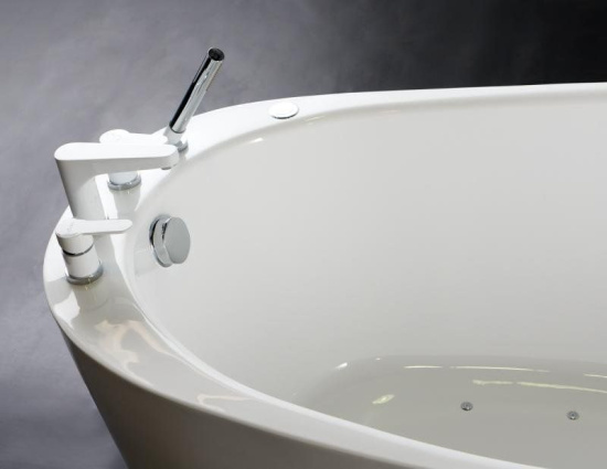 Акриловая ванна BelBagno BB50-1700 170 см