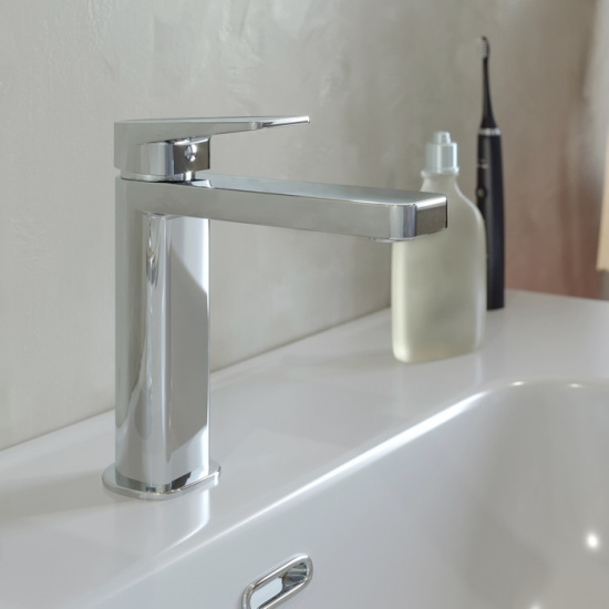 Смеситель для раковины Iddis Bridge BRDSB00i01