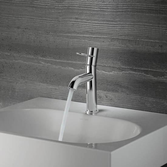 Смеситель для раковины Axor Uno 38026000 хром