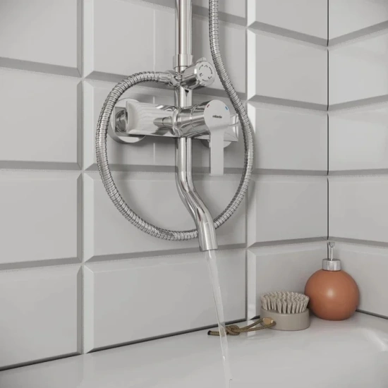 Душевая стойка Milardo Stripe STRSB1FM06