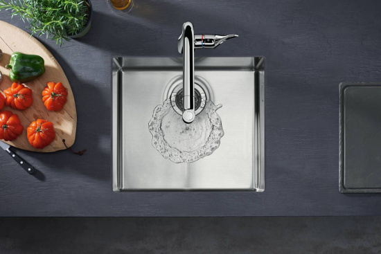 Смеситель для кухни Hansgrohe Metris M71 73800000 хром
