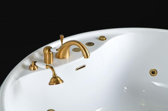Акриловая ванна BelBagno BB30-1550 155 см