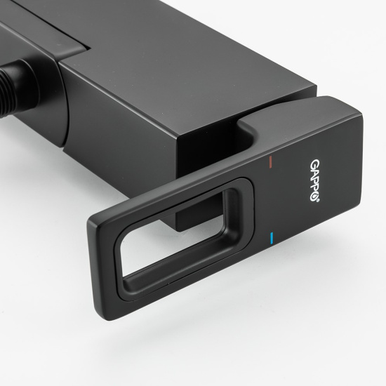 Смеситель для ванны Gappo G3217-6, черный