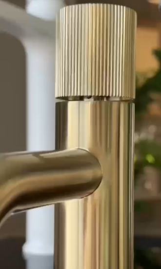 Смеситель для раковины Boheme Stick Linea 121-MG.3