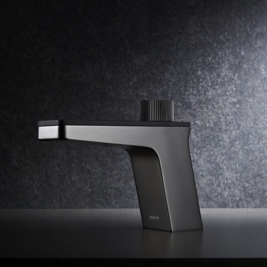 Смеситель для раковины Black&White Universe U7510GM