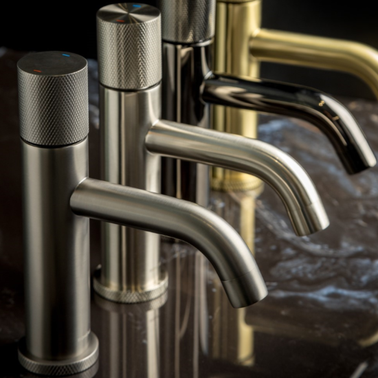 Душевая стойка Boheme Stick 128-NB.2