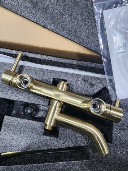 Душевая стойка Grocenberg GB7099MG