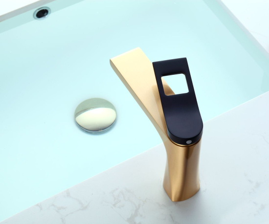 Смеситель для раковины Bronze de Luxe Element EL02GB черный с золотом