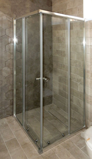 Душевой уголок GuteWetter Guwer GK-664S 85x85 см стекло бесцветное, профиль хром