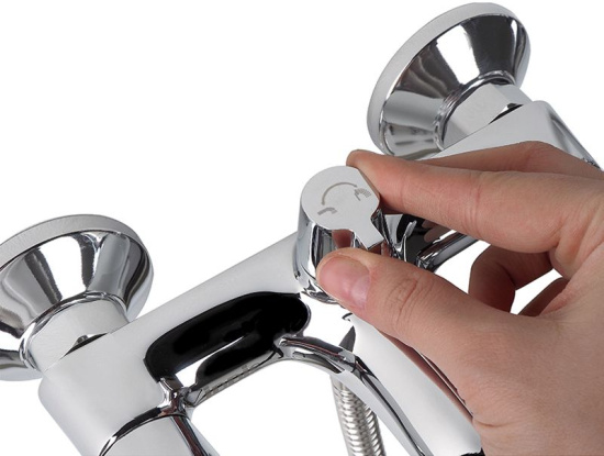 Смеситель для ванны Iddis Bounce BOUSB02I02WA