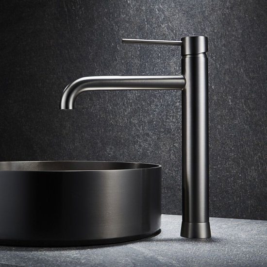 Смеситель для раковины Black&White Universe U7600GM