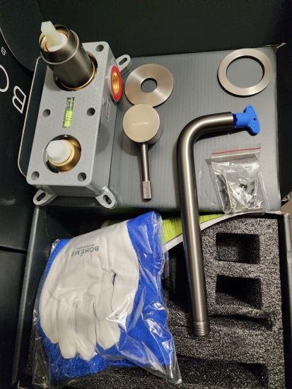 Смеситель для раковины Boheme Uno 465-GM с внутренней частью