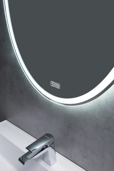 Зеркало BelBagno SPC-VST-600-800-LED-TCH-WARM с подсветкой