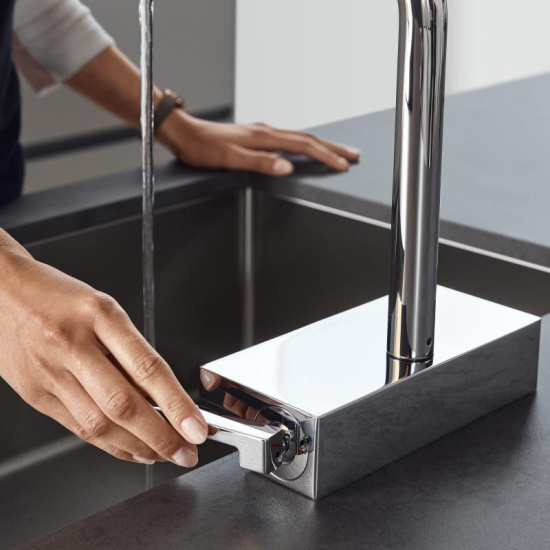 Смеситель для кухни Hansgrohe Aquno Select M81 73837000 хром