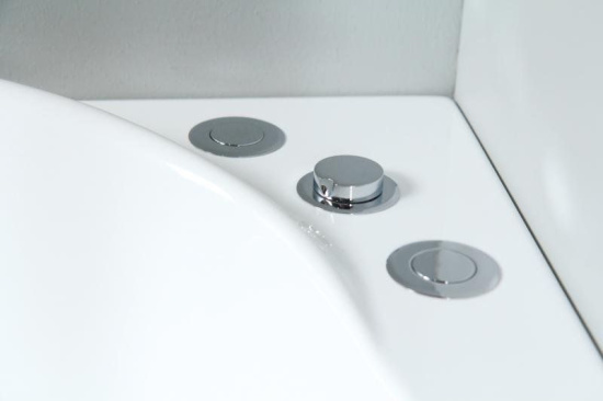 Акриловая ванна BelBagno BB44-1500-R 150 см