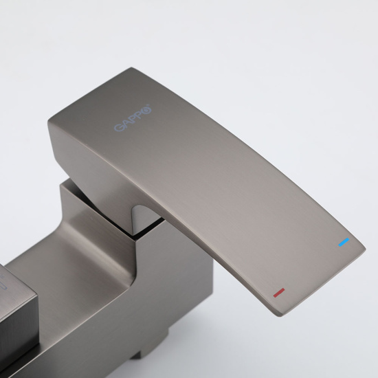 Душевая стойка Gappo G2407-9, оружейная сталь