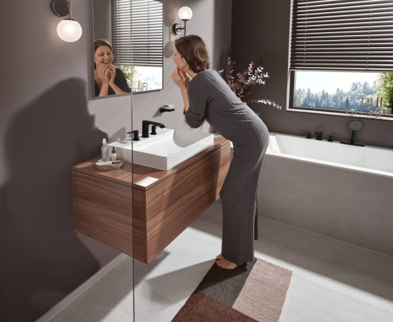 Смеситель на борт ванны Hansgrohe Vivenis 75444670 матовый черный