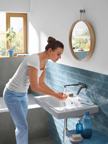 Смеситель для раковины Hansgrohe Novus 71127000 хром