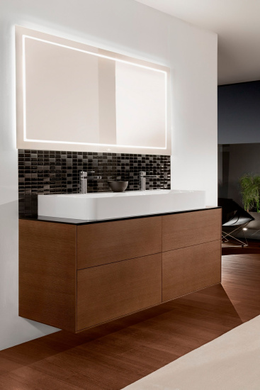 Зеркало Villeroy & Boch Finion 160 с подсветкой, с настенным освещением