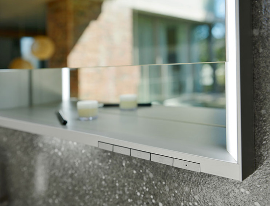 Зеркало-шкаф Keuco Royal Lumos 120 серебристое анодированное с подсветкой