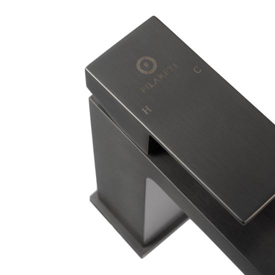 Смеситель для раковины Filarete Fing FL5040BG, графит