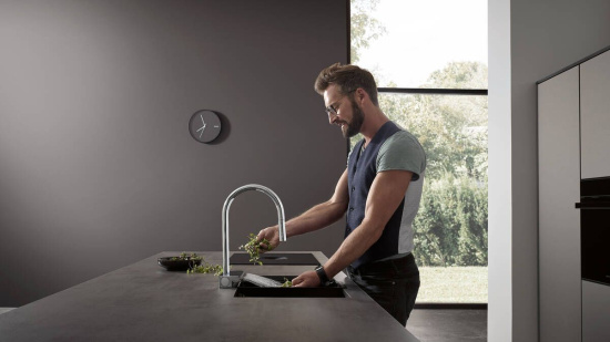 Смеситель для кухни Hansgrohe Aquno Select M81 73831000 хром