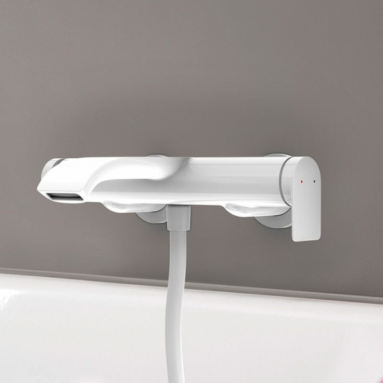 Смеситель для ванны Hansgrohe Vivenis 75420700 матовый белый