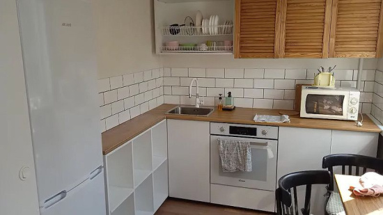 Смеситель для кухни Haiba HB70113-8 с гибким изливом белый/хром