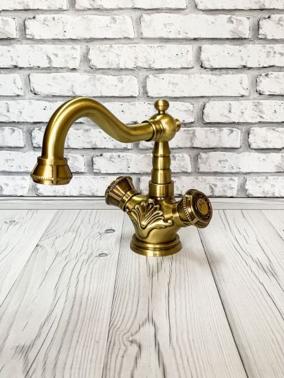 Смеситель для кухни Milacio Almeria MC.516.BR