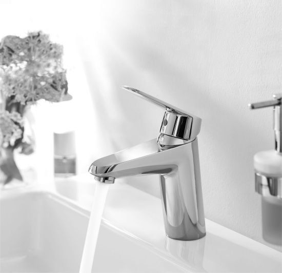 Смеситель для раковины Grohe Eurodisc Cosmopolitan 3319020E